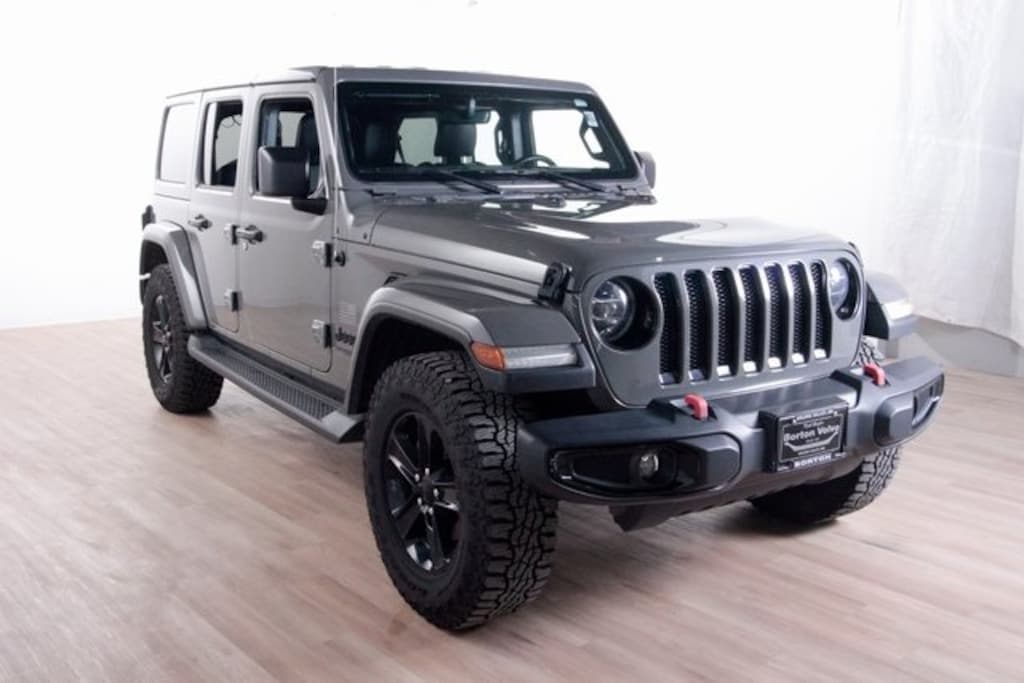 Used 2020 Jeep Wrangler Unlimited Sahara Altitude SUV