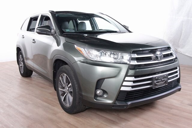 2019 Toyota Highlander SE XLE photo 3