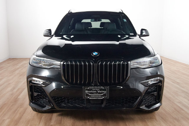Used 2019 BMW X7 40i with VIN 5UXCW2C59KL082079 for sale in Golden Valley, Minnesota