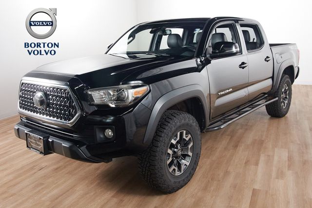 Midnight Black Metallic 2019 Toyota Tacoma Pickup Truck Four-Wheel Drive 6-Speed Manual