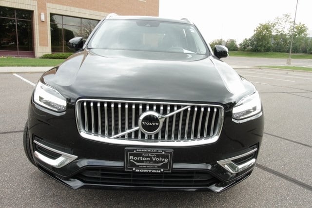 Used 2020 Volvo XC90 Inscription with VIN YV4A221L3L1618525 for sale in Golden Valley, Minnesota