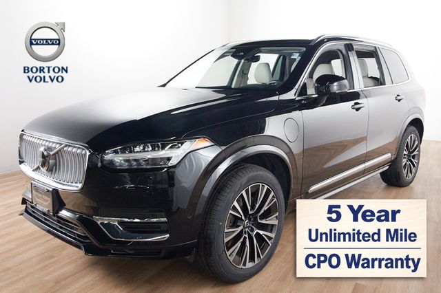 2025 Volvo XC90 T8 Recharge Plus Bright 7-Seat 4WD's photo