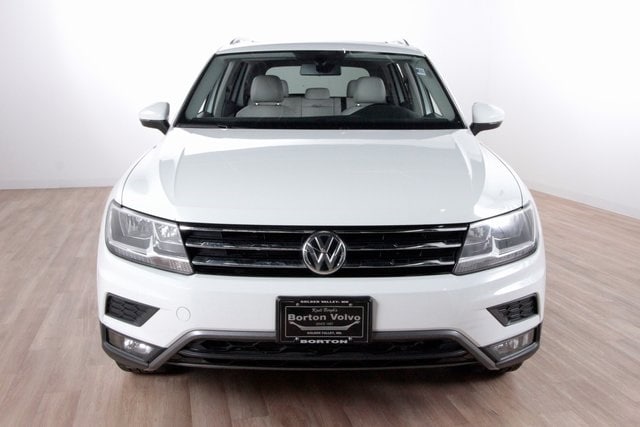 Used 2018 Volkswagen Tiguan SEL with VIN 3VV2B7AX2JM001304 for sale in Golden Valley, Minnesota