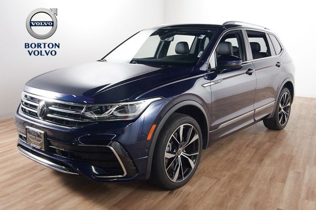 Used 2022 Volkswagen Tiguan SEL R-LINE with VIN 3VV4B7AX9NM081067 for sale in Golden Valley, Minnesota