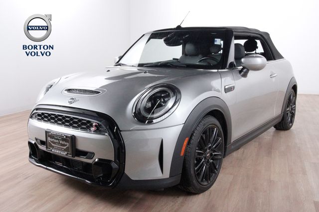 Melting Silver III Metallic 2024 MINI Cooper S Convertible FWD Convertible Front-Wheel Drive 7-Speed Automatic