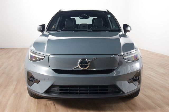 Used 2023 Volvo XC40 Ultimate with VIN YV4ED3UM8P2017021 for sale in Golden Valley, MN