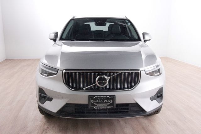Certified 2025 Volvo XC40 Core with VIN YV4L12UJ8S2569501 for sale in Golden Valley, Minnesota