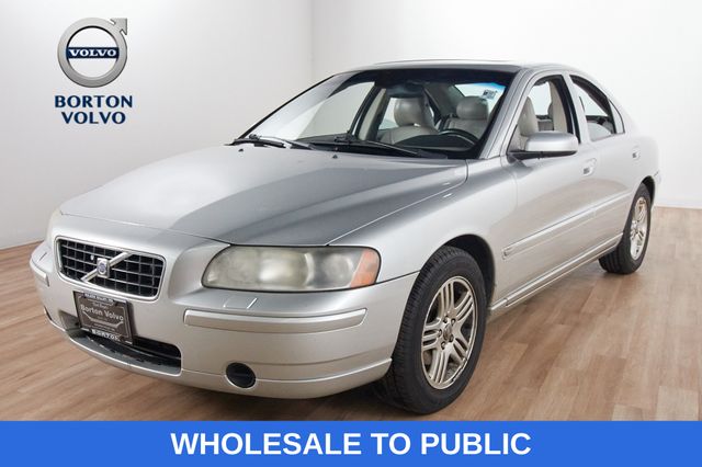 2005 Volvo S60 2.4's photo