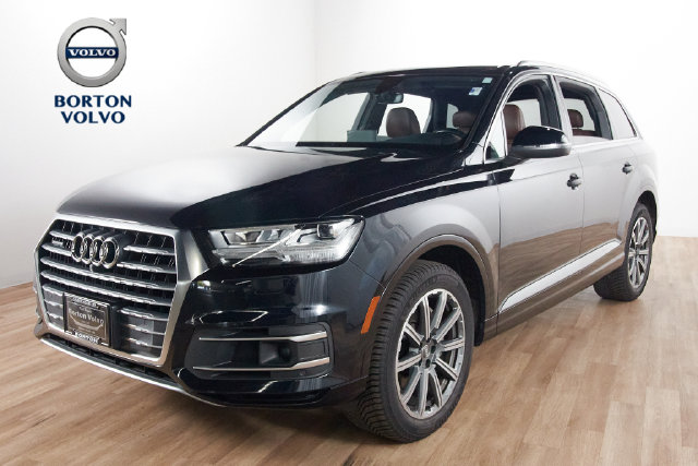 Used 2017 Audi Q7 Premium Plus with VIN WA1LAAF7XHD055560 for sale in Golden Valley, Minnesota