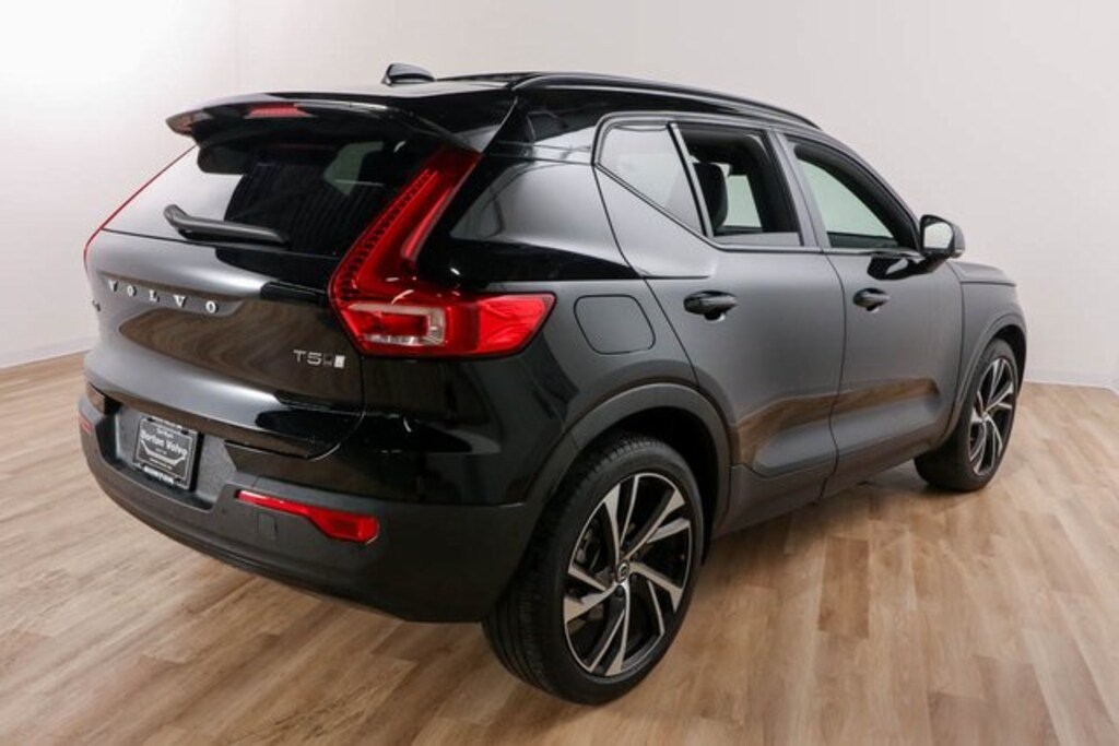 Used 2021 Volvo XC40 For Sale at Borton Volvo Cars VIN YV4162UM2M2542610