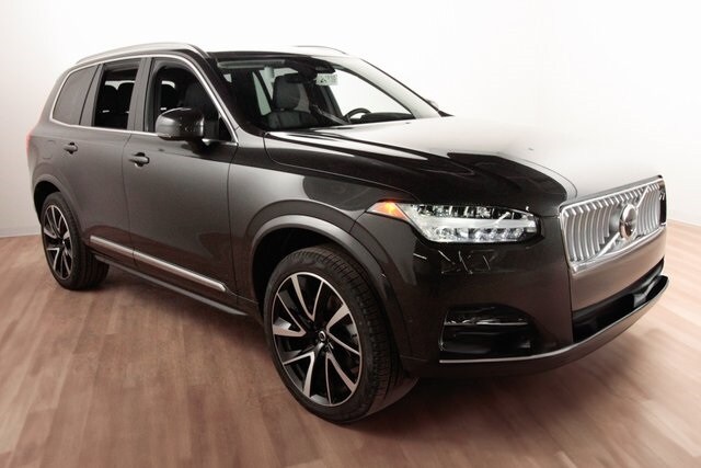 2025 Volvo XC90 Plus photo 3