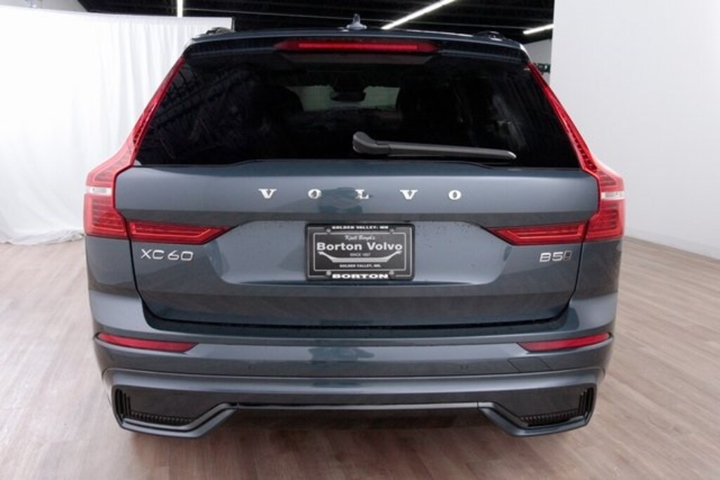Certified 2025 Volvo XC60 B5 Core SUV