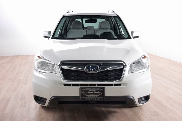 Used 2016 Subaru Forester i Premium with VIN JF2SJADC8GH458284 for sale in Golden Valley, Minnesota