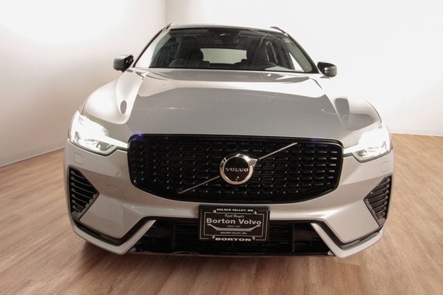 Used 2025 Volvo XC60 Ultra with VIN YV4H60RM9S1038005 for sale in Golden Valley, Minnesota