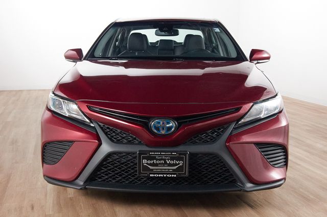 Used 2018 Toyota Camry SE with VIN 4T1B21HK6JU503696 for sale in Golden Valley, Minnesota