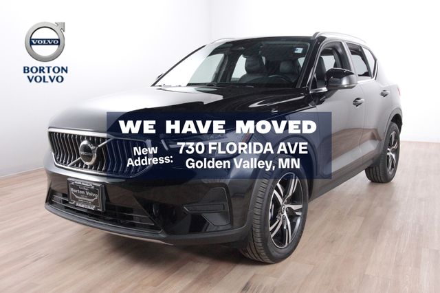 2025 Volvo XC40 B5 Core Bright Theme AWD