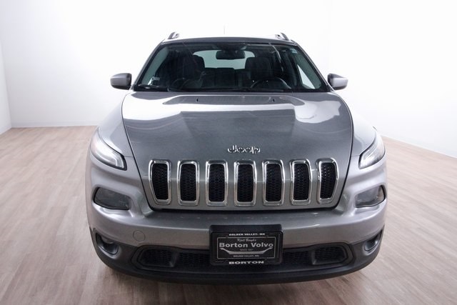 Used 2014 Jeep Cherokee Latitude with VIN 1C4PJMCS8EW178128 for sale in Golden Valley, Minnesota