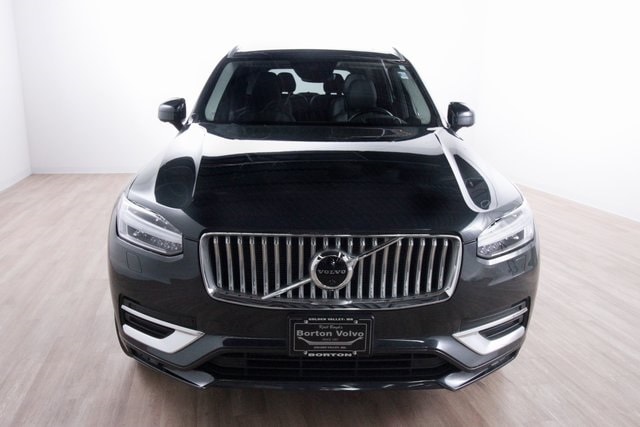 Used 2022 Volvo XC90 Inscription with VIN YV4A221L4N1868133 for sale in Golden Valley, Minnesota