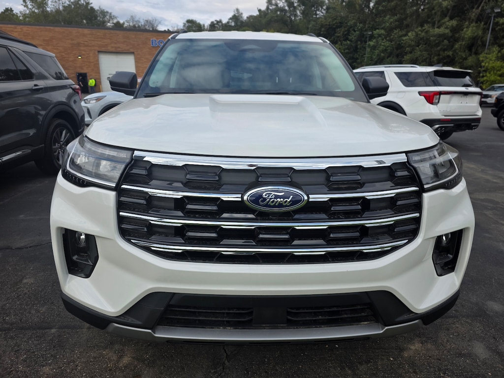 New 2025 Ford Explorer Active SUV
