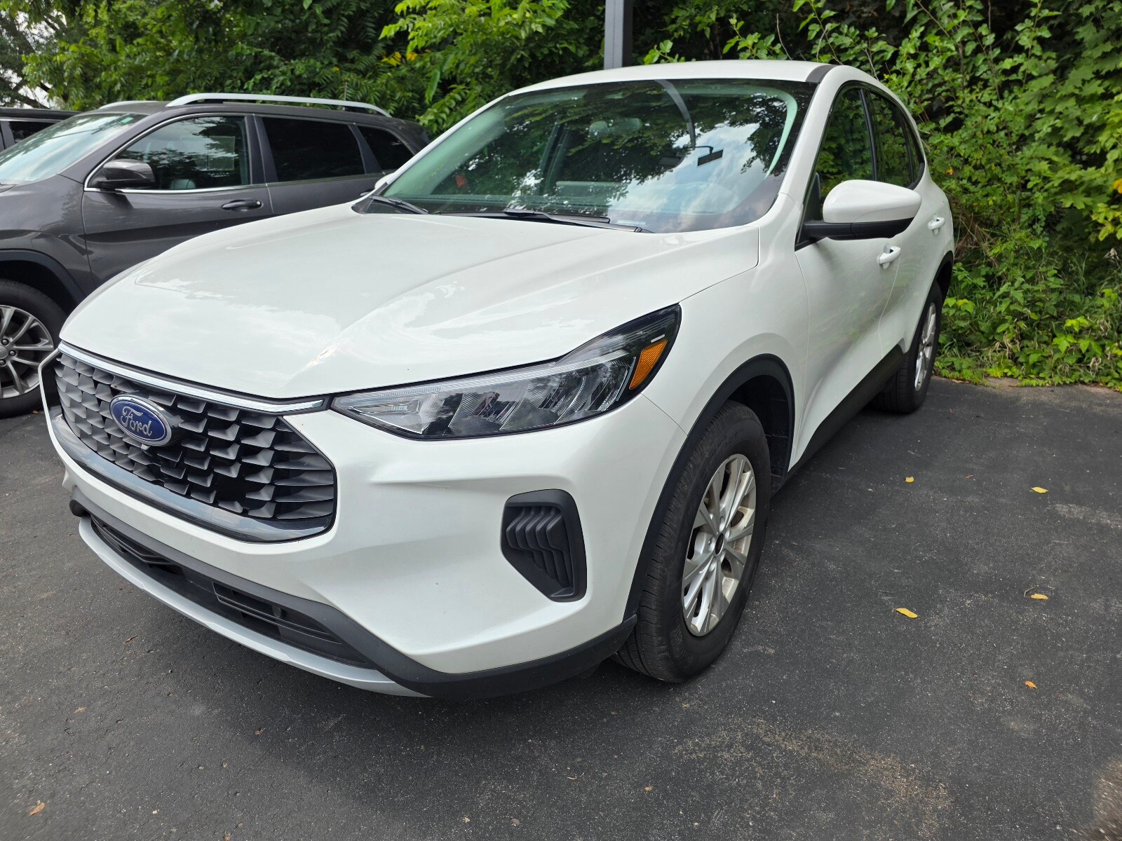 2023 Ford Escape Active photo 3