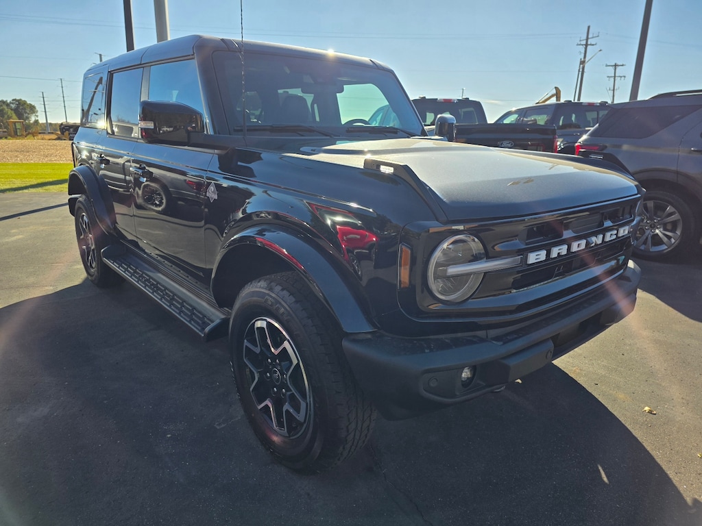 New 2025 Ford Bronco Outer Banks SUV