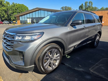 2025 Ford Explorer Active SUV