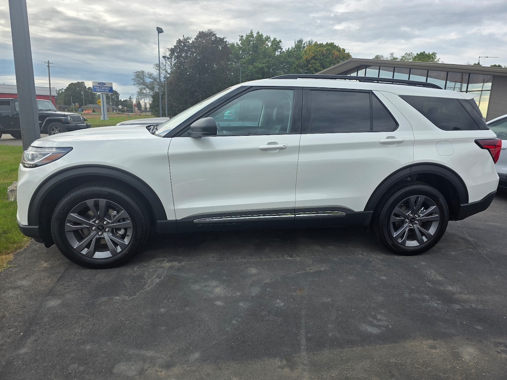 New 2025 Ford Explorer Active SUV