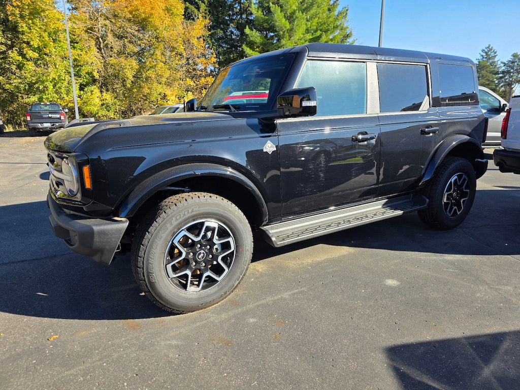 New 2025 Ford Bronco Outer Banks SUV