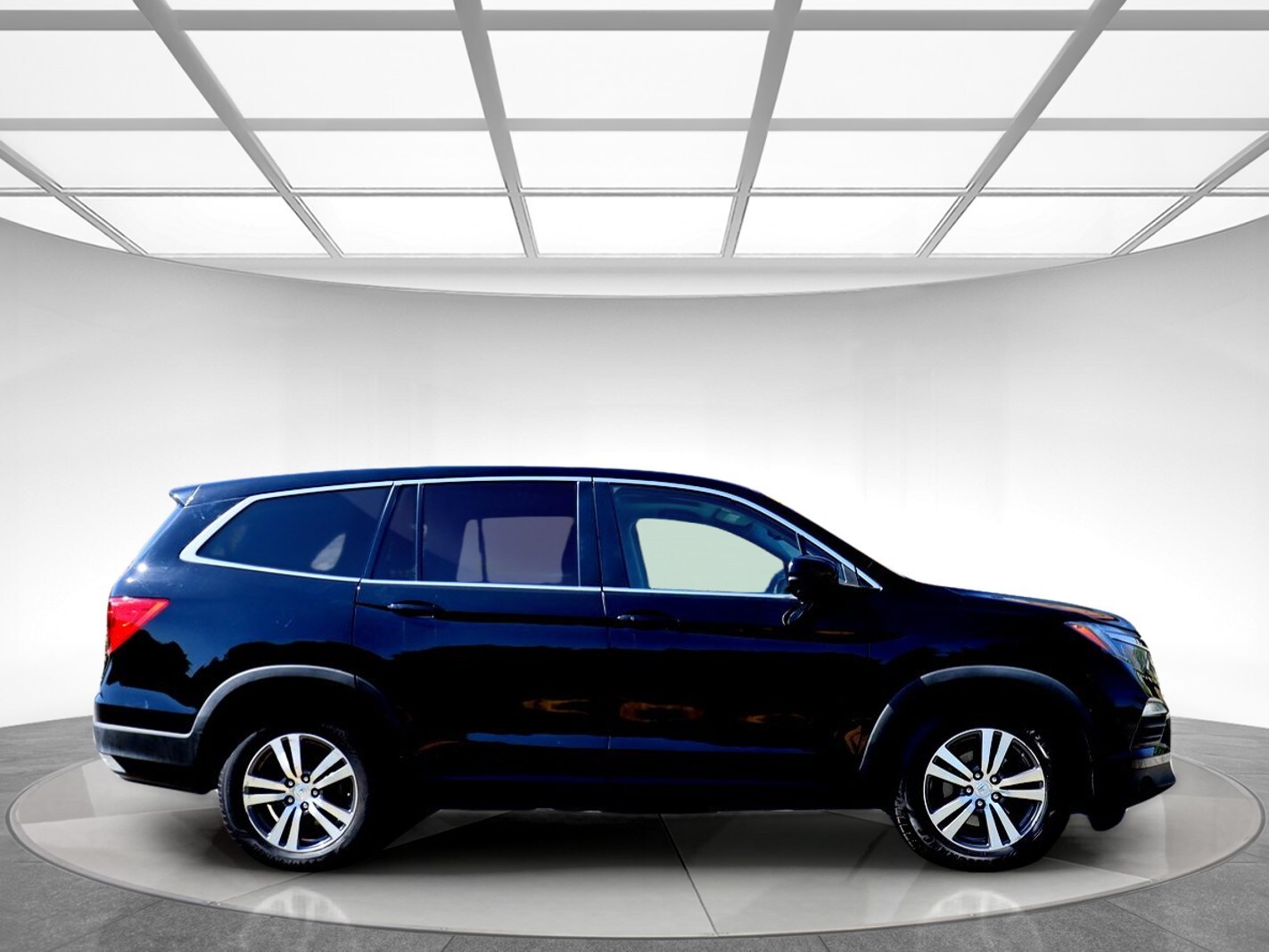 2017 Honda Pilot EX-L photo 3