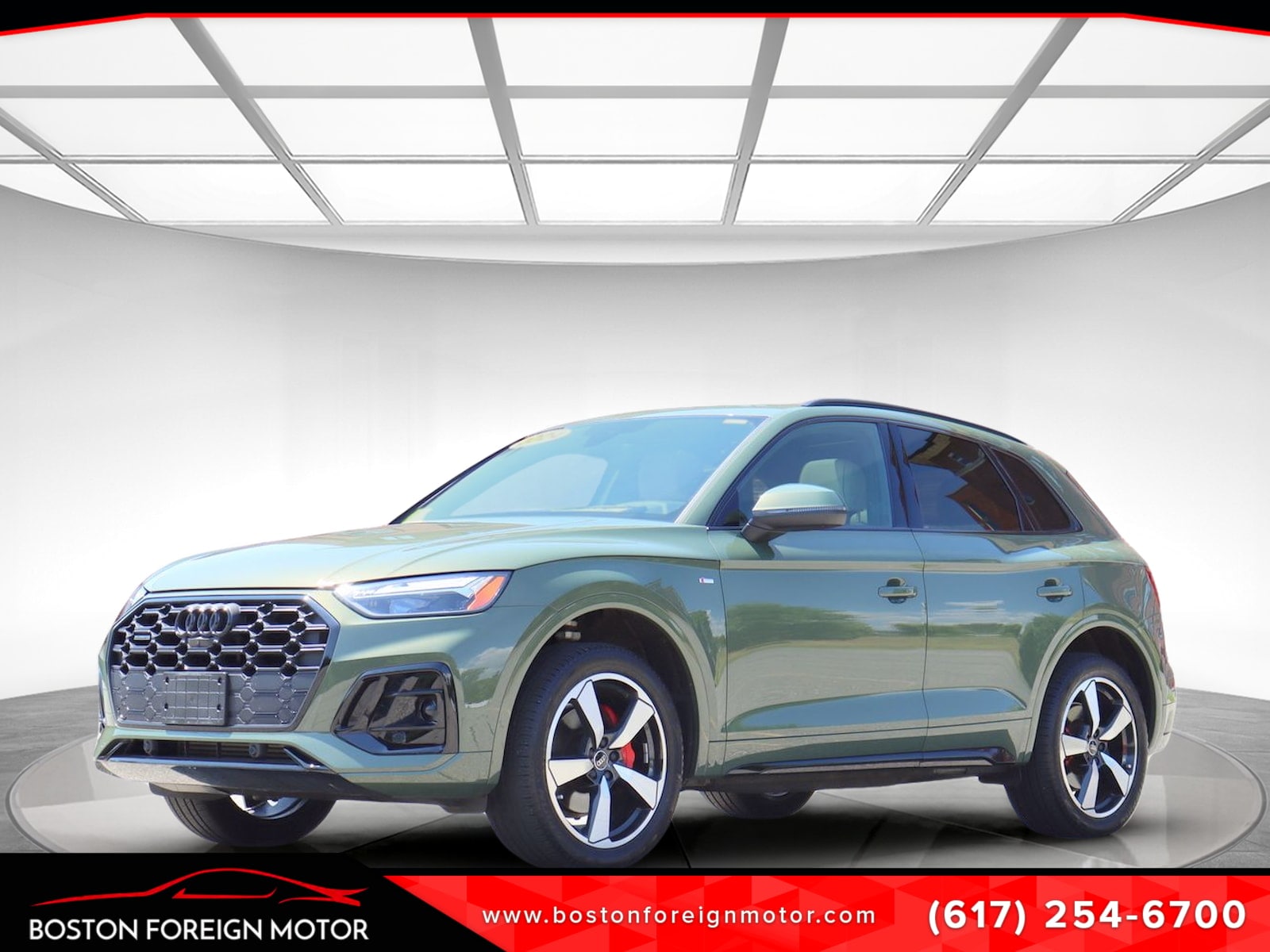 2024 Audi Q5 45 Premium Plus's photo