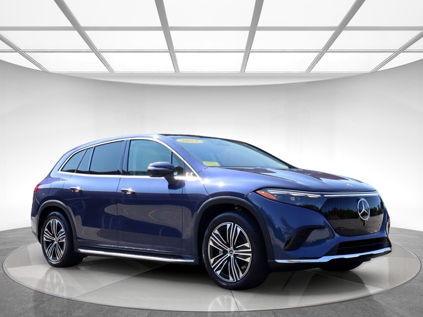 2023 Mercedes Benz EQS SUV 450 4MATIC photo 3