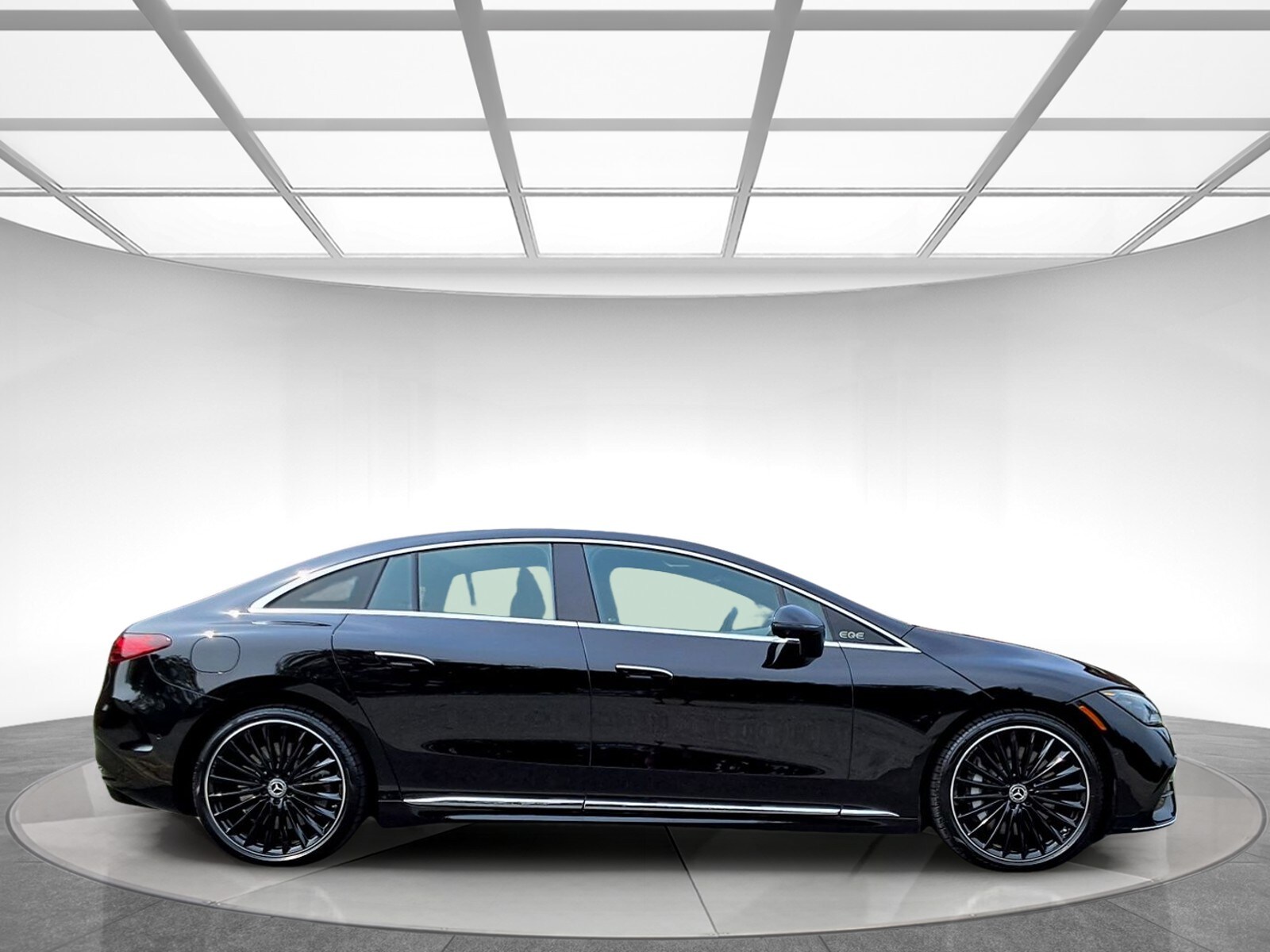 2024 Mercedes Benz 350 4MATIC photo 4