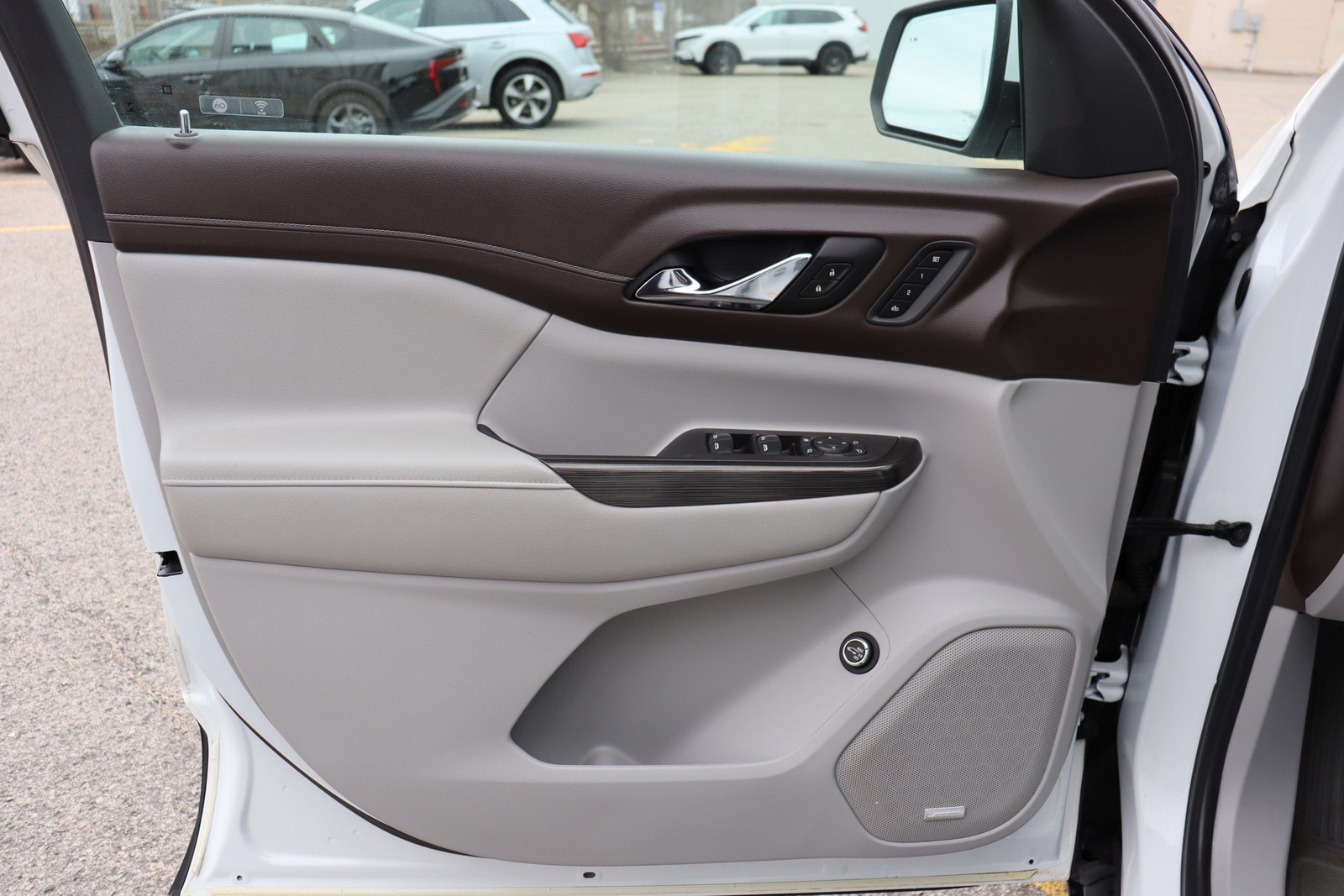 2020 GMC Acadia SLT - Photo 24