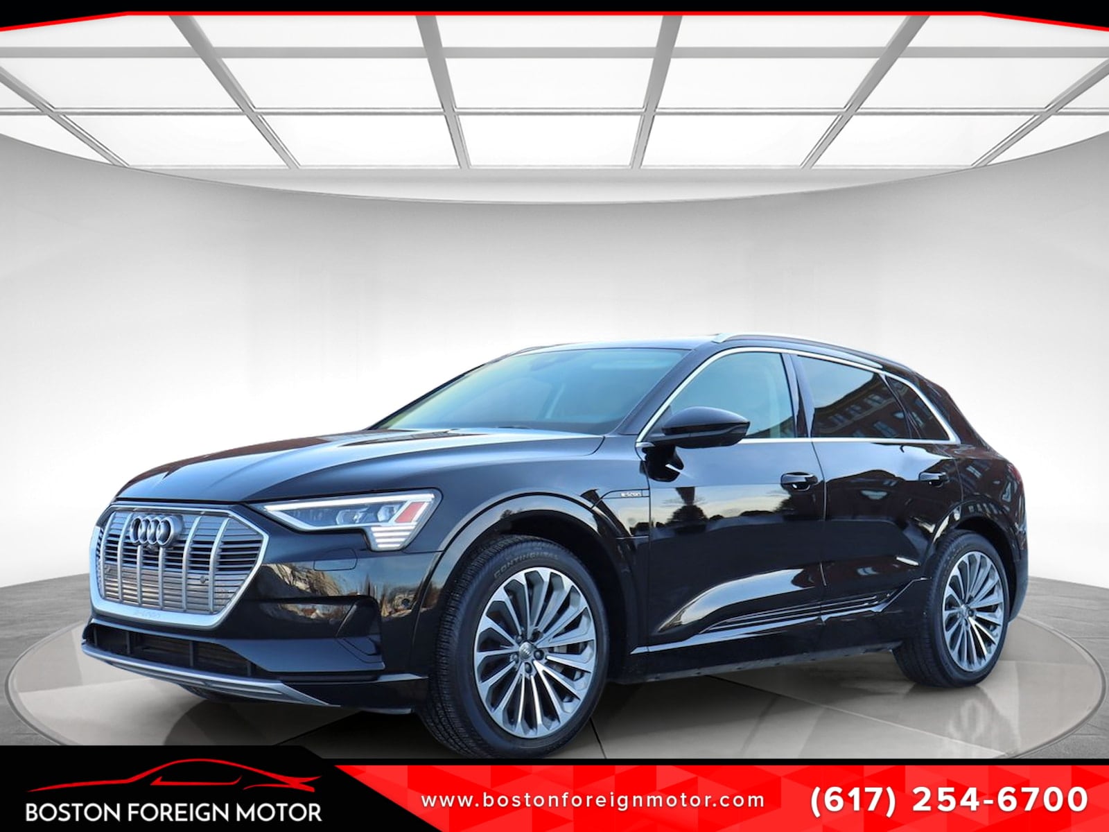2019 Audi e-tron Prestige