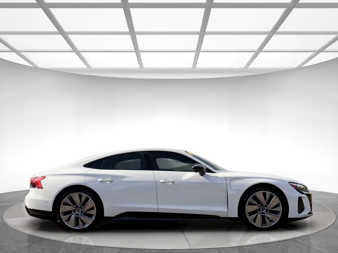 2022 Audi e-tron GT Prestige photo 4