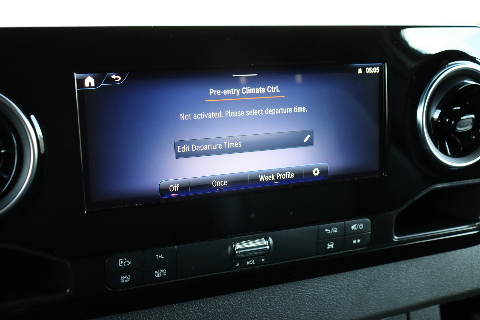2024 Mercedes-Benz eSprinter Cargo Van Base - Photo 31