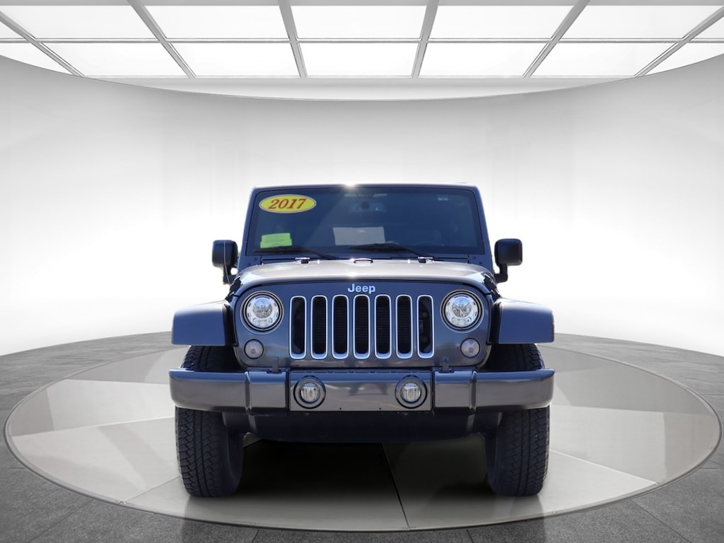 Used 2017 Jeep Wrangler JK Unlimited Sahara 4x4 SUV