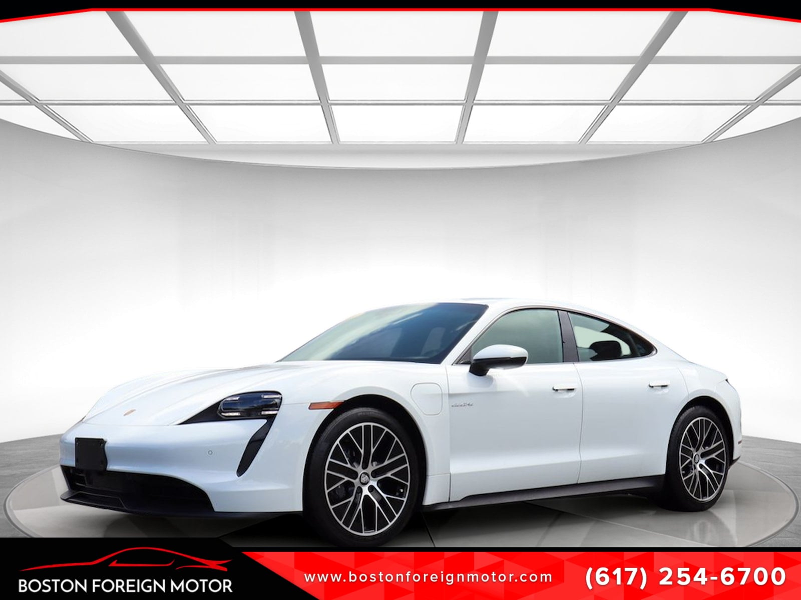 2021 Porsche Taycan -'s photo