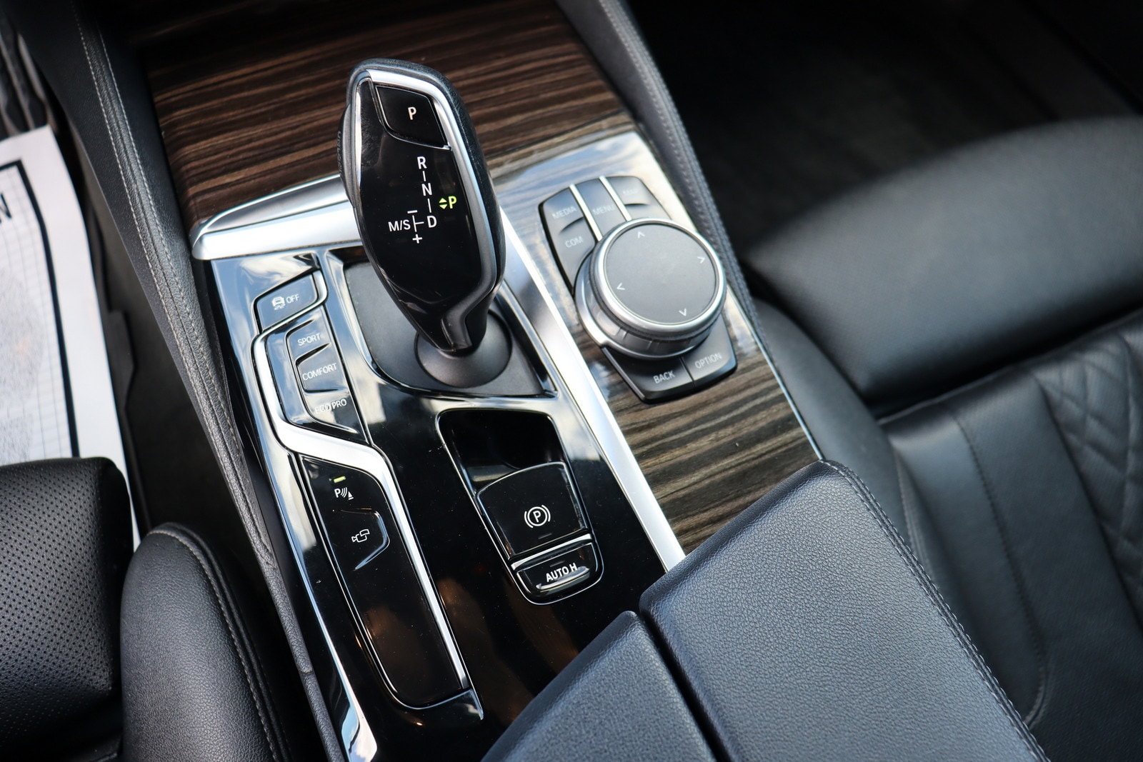 2021 BMW 5 Series 530i - Photo 49