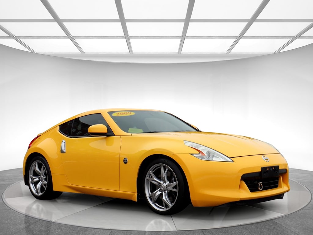 Used 2009 Nissan 370Z Touring Coupe