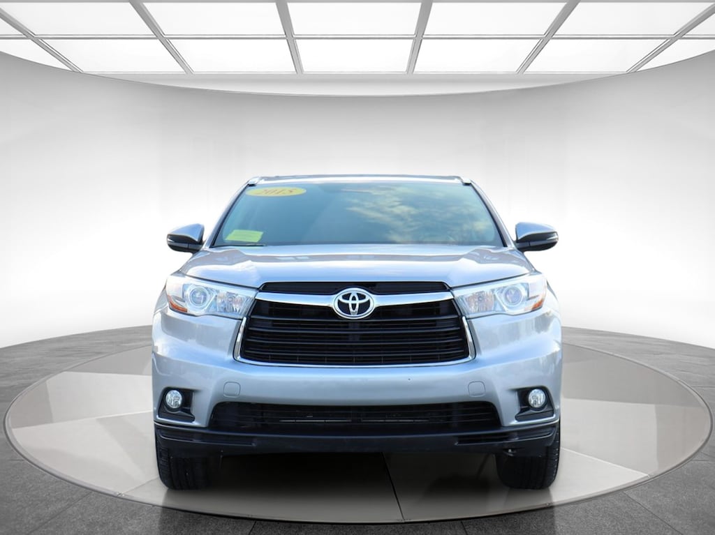 Used 2015 Toyota Highlander XLE V6 SUV