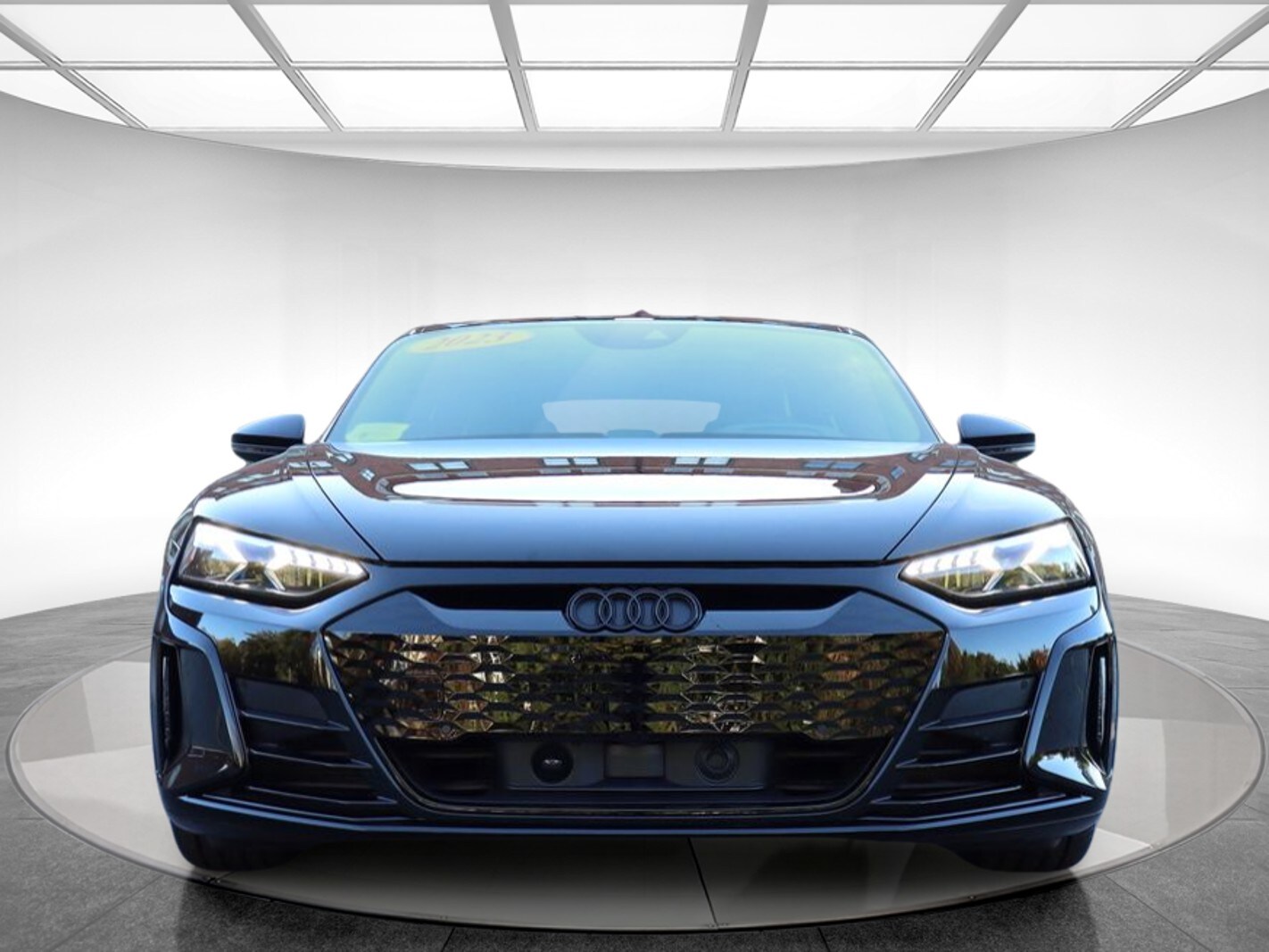 2023 Audi e-tron GT Premium Plus photo 2
