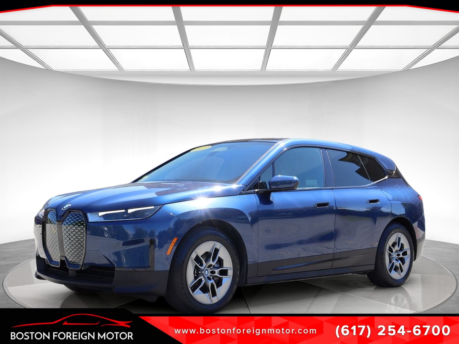 2022 BMW iX xDrive50's photo
