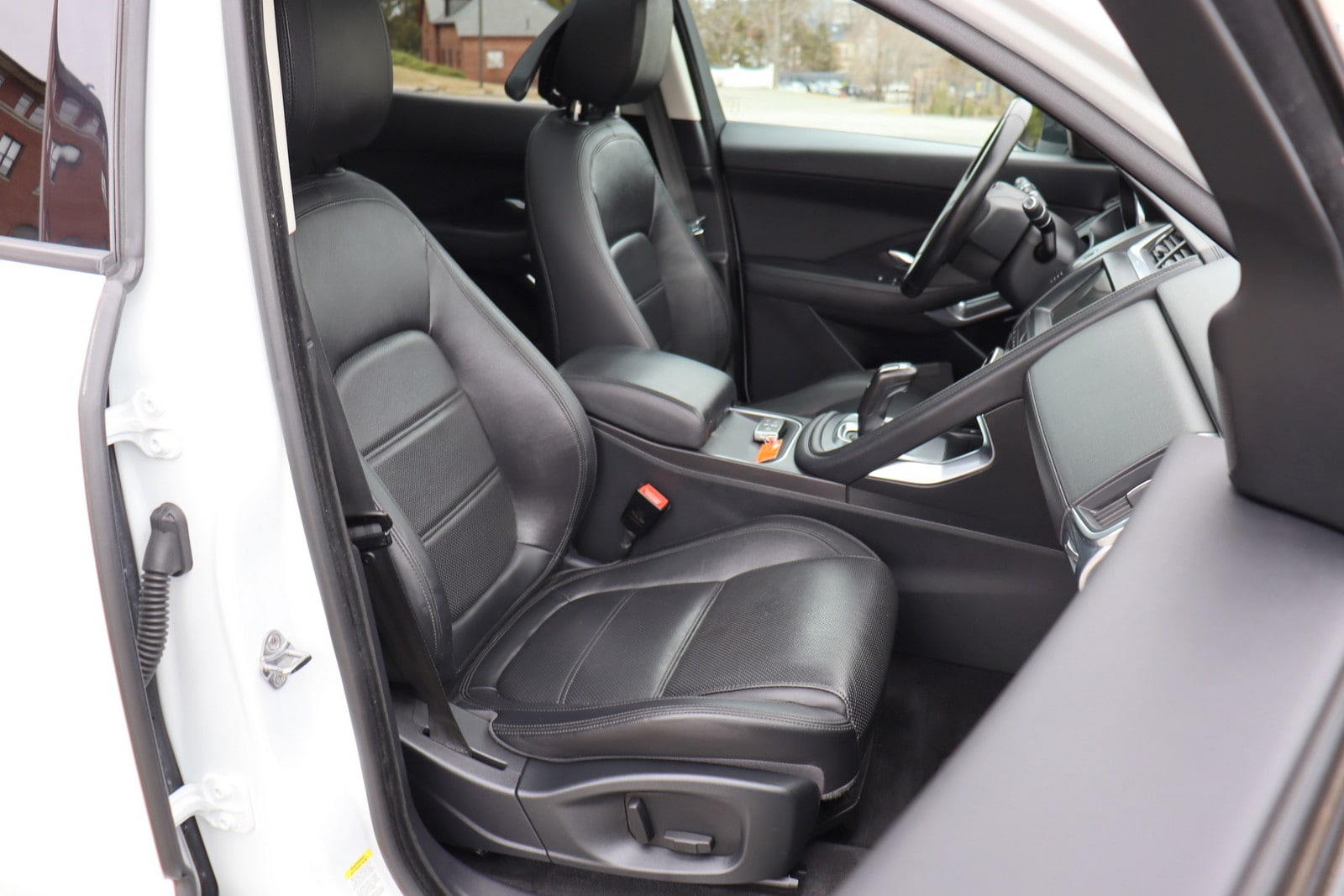 2019 Jaguar E-PACE S - Photo 19