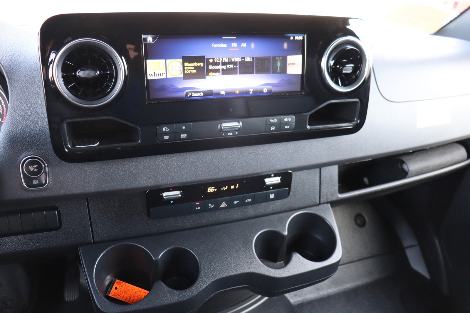 2024 Mercedes-Benz eSprinter Cargo Van Base - Photo 25