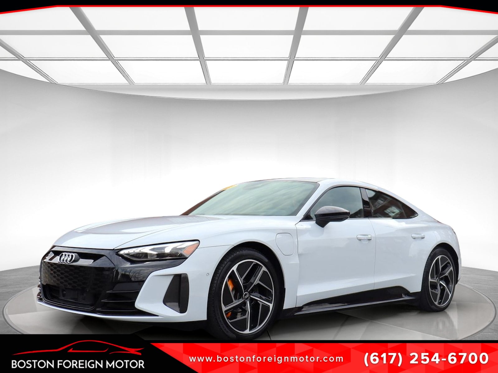 2022 Audi RS e-tron GT Base's photo