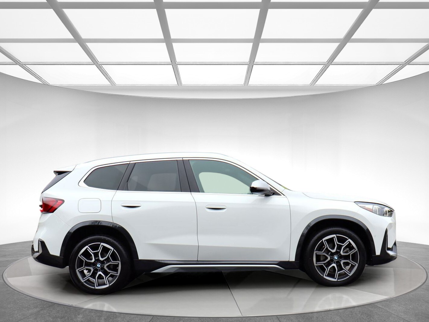 2023 Bmw X1 XDrive28i photo 4
