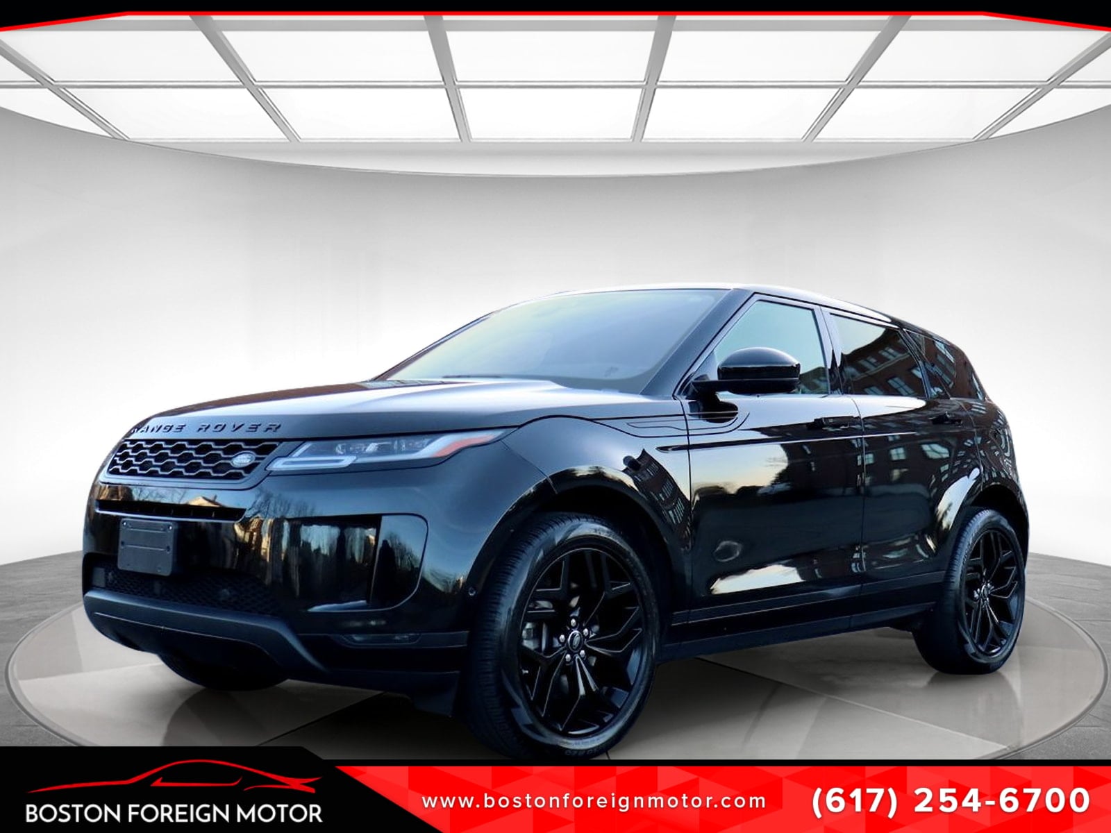 2020 Land Rover Range Rover Evoque SE's photo