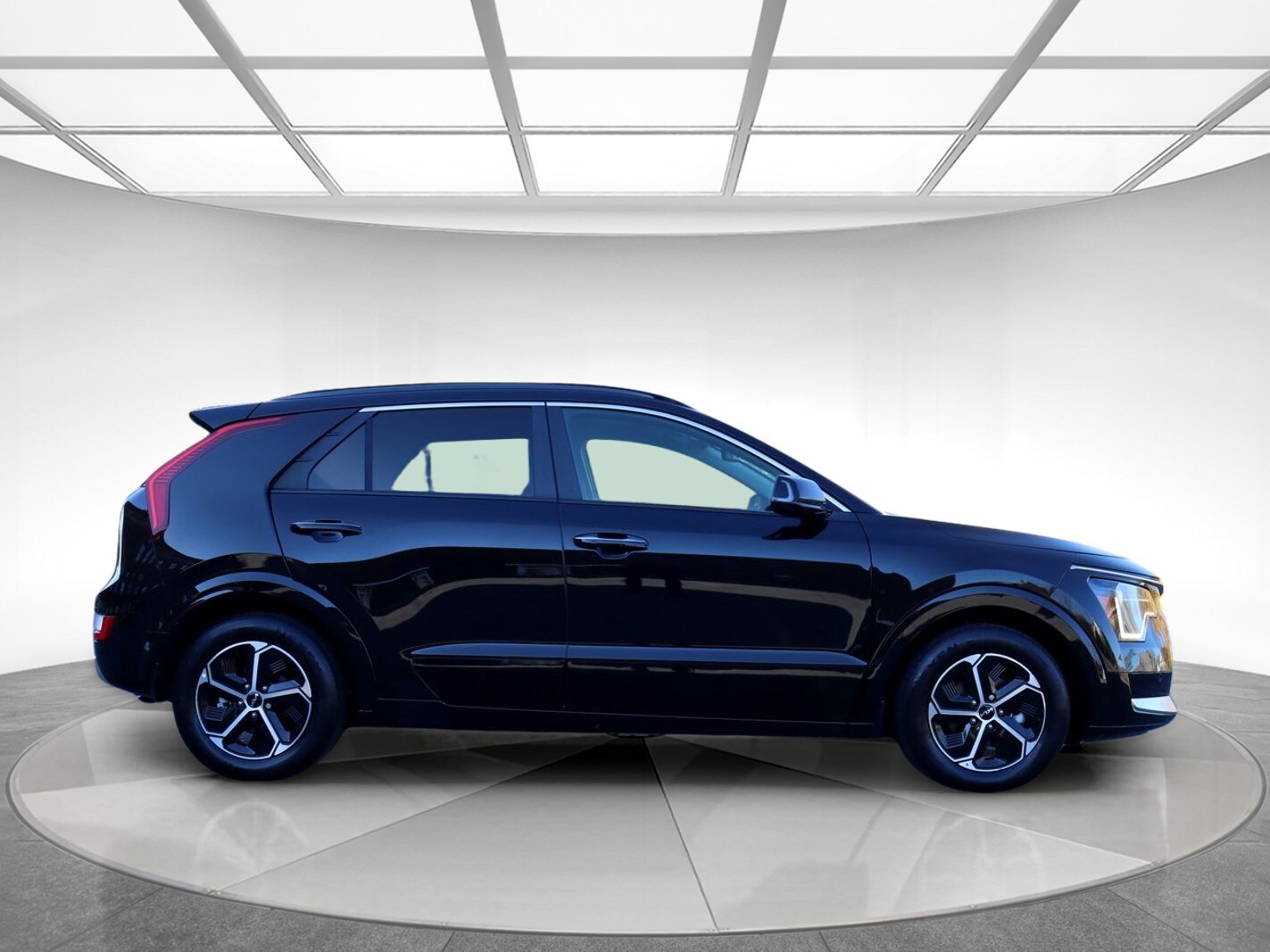 2023 Kia Niro SX photo 4