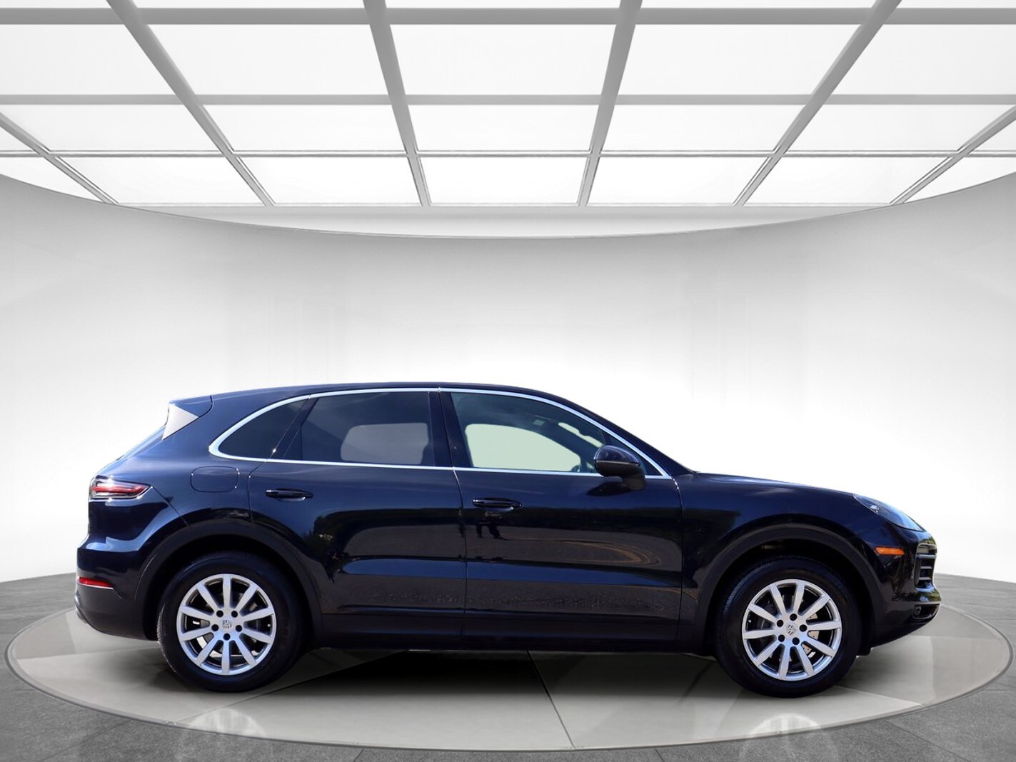 2020 Porsche Cayenne photo 3